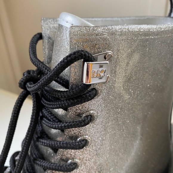 Silver Michael Kors rain boots - Picture 3 of 3